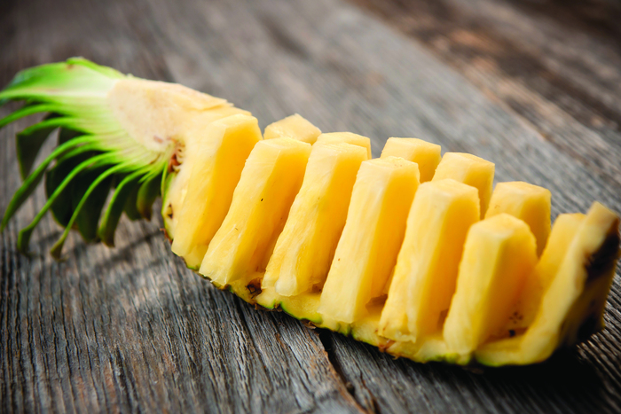 Ananas, frutto che contrasta la ritenzione